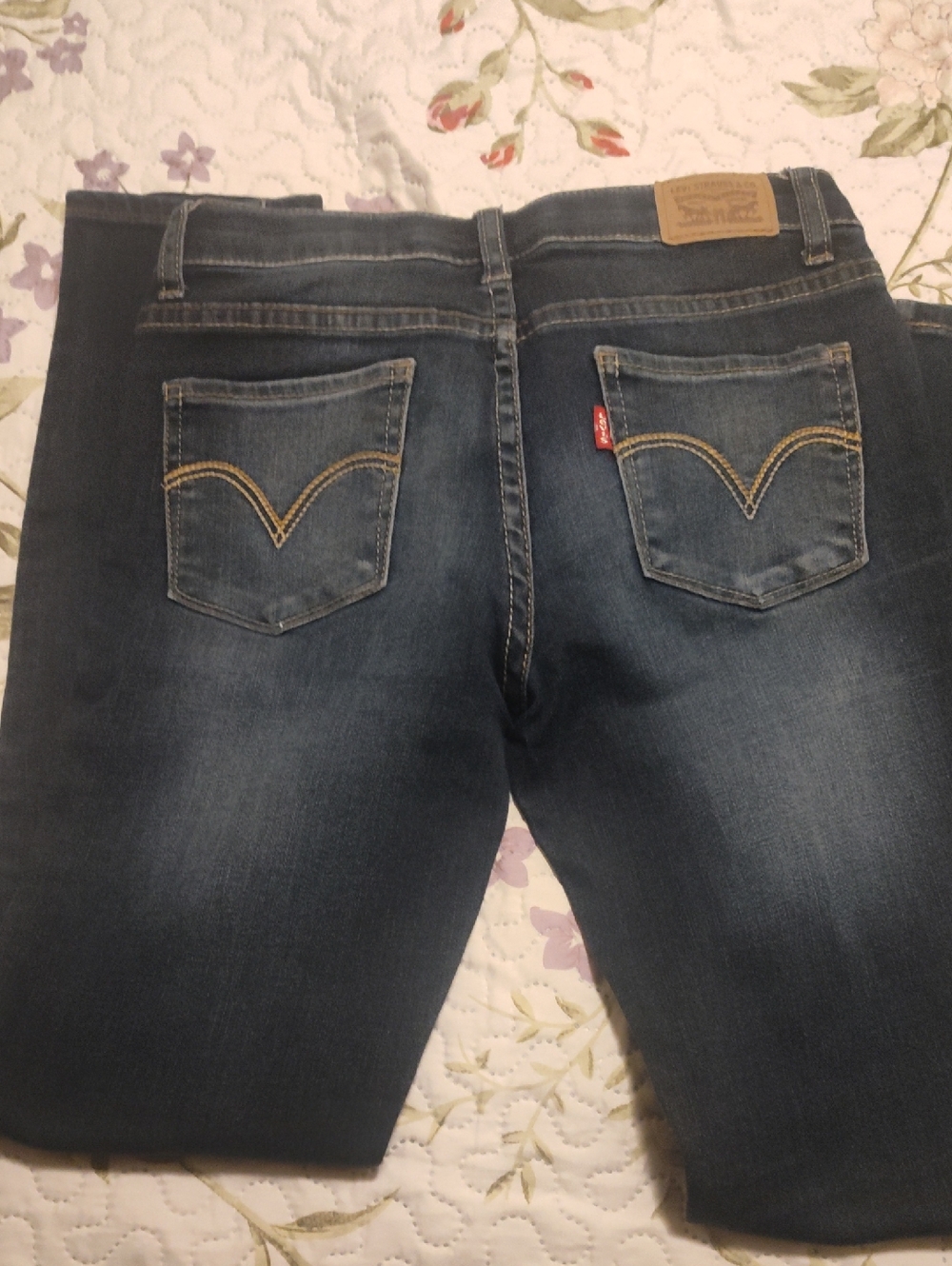 Levi's Faded Dark Blue Back-Pocket Jeans